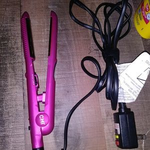 Chi Miss universe Titanium 3/4 volumizingflat iron